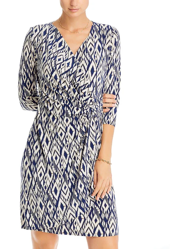 Clara Womens Gathered Knee Length Wrap Dress