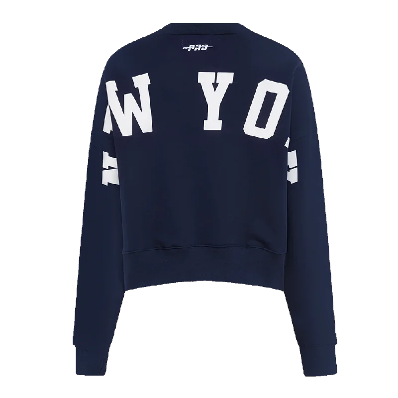 SUDADERA DE CUELLO REDONDO MLB NEW YORK YANKEES WINGSPAN PARA MUJER