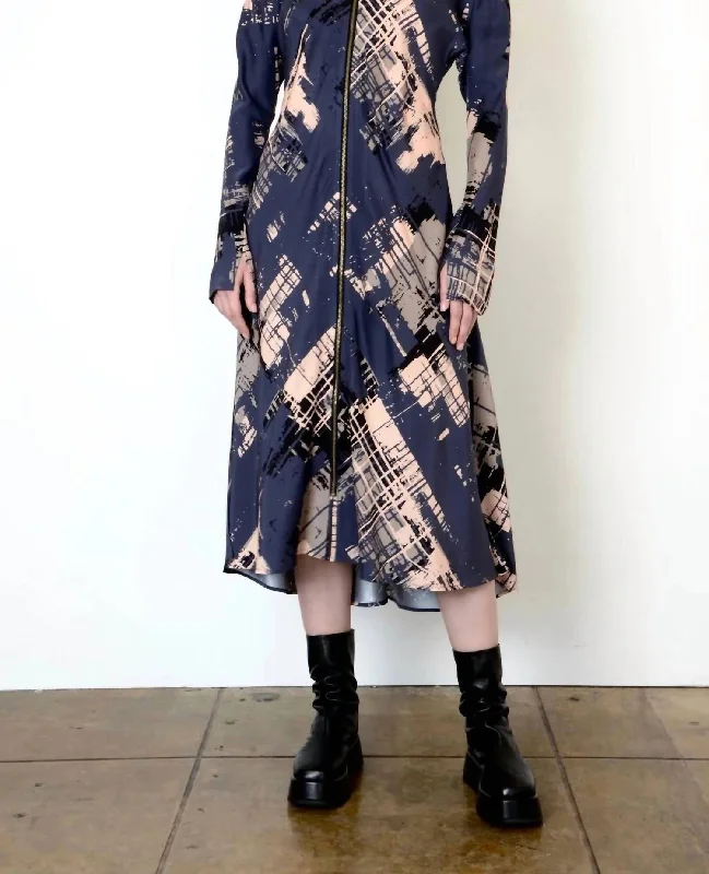 Syrus Dress/duster In Blue Graphic Print