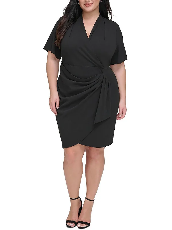 Plus Womens Side-Ruched V-Neck Wrap Dress