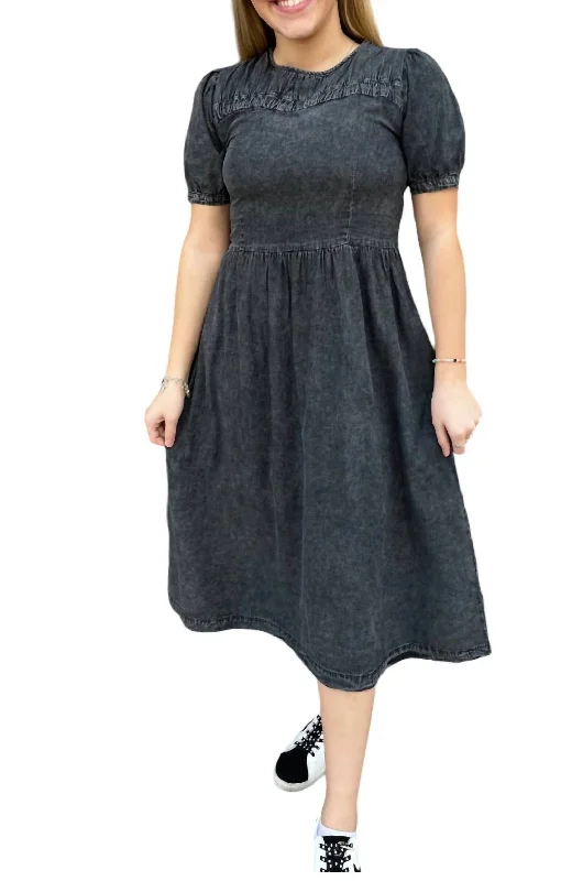 Rumspringa Denim Dress In Charcoal