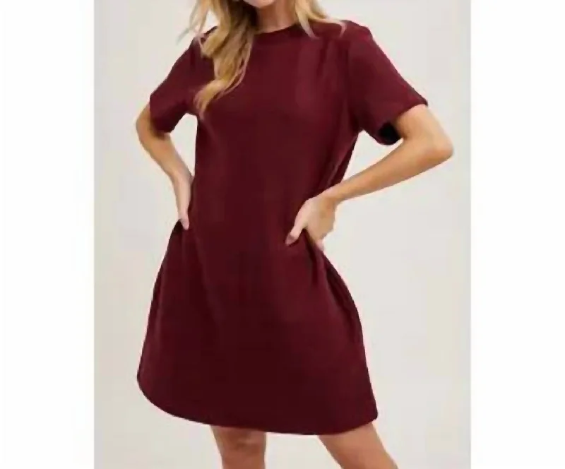 Soft Short T-Shirt Dress In Burgundy